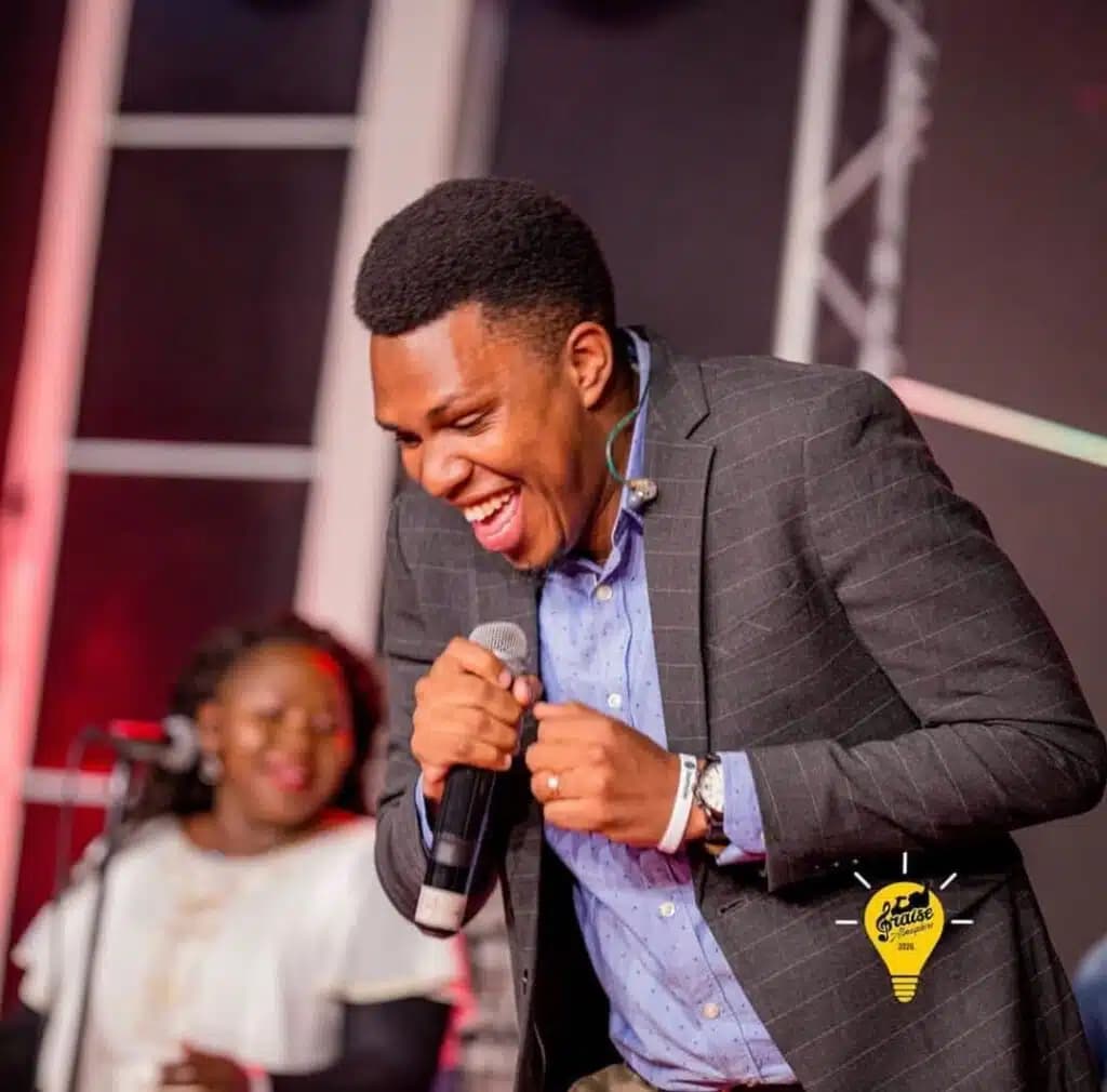 Essence of Worship ft Paul Clement – Hutimiza Maagano