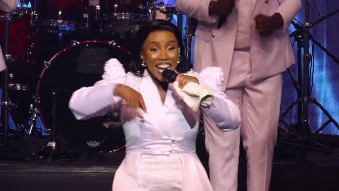 Phindi P – I Celebrate