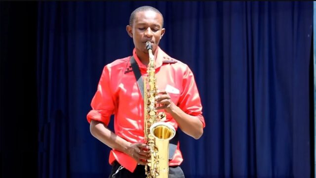 Mt. Kizito Makuburi - Wewe ni Mungu-HiziGospel.com