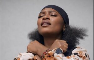 ESSY MUSUMBA – TUMAINI MOYONI ESSY MUSUMBA - TUMAINI MOYONI