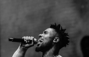 Zoravo – Hapa Duniani Zoravo - Hapa Duniani