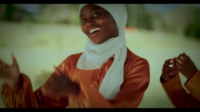 UCC Uvumilivu Choir - Shika Sana